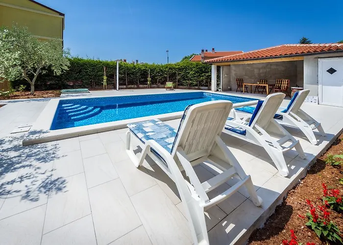 Villa Vista *